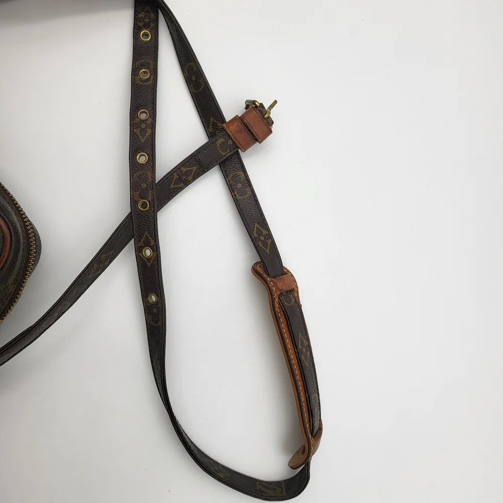 Louis Vuitton Monogram Danube Crossbody Shoulder Bag, Authentic.. - Picture 7 of 14